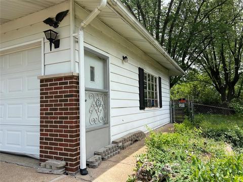 3300 Fee Fee Rd, Bridgeton, MO 63044 photo 3