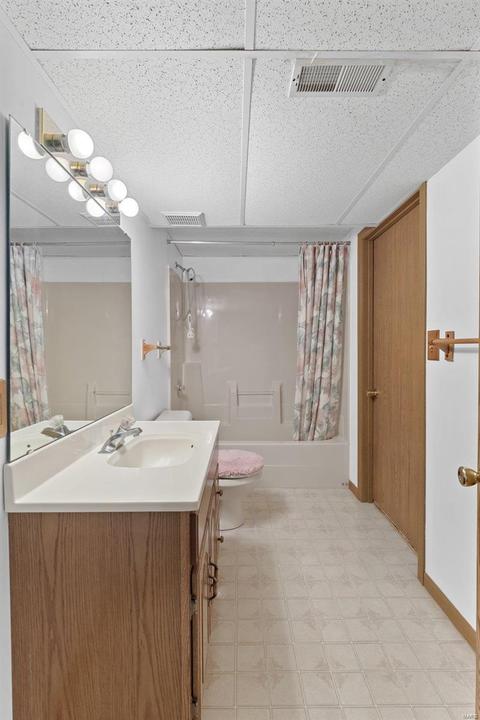 551 Arblay Pl, Manchester, MO 63011 photo 45