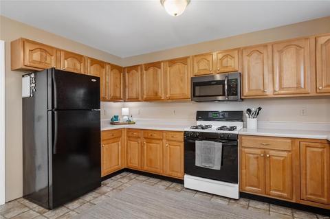 1452 Sunburst Dr, O'fallon, MO 63366 photo 6