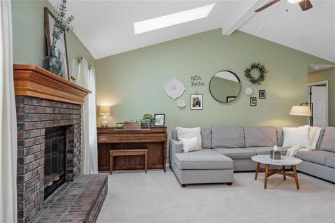 1452 Sunburst Dr, O'fallon, MO 63366 photo 3