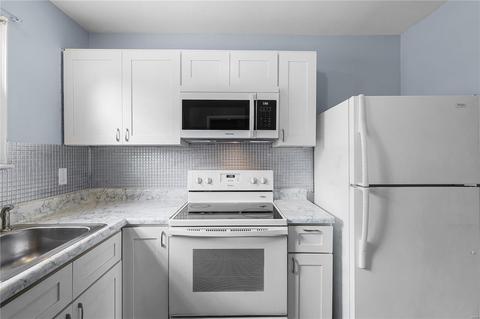 1412 Durango, Fenton, MO 63026 photo 5
