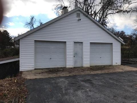 320 Fork, Saint Louis, MO 63137 photo 3