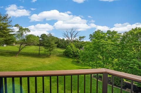1507 Dietrich Glen Dr, Ballwin, MO 63021 photo 8