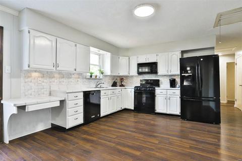 814 Windingpath Ln, Manchester, MO 63021 photo 10