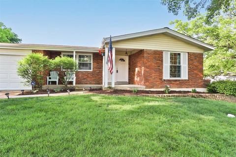 814 Windingpath Ln, Manchester, MO 63021 photo 1