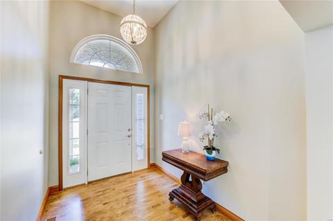 921 Kiefer Trails Dr, Ballwin, MO 63021 photo 4