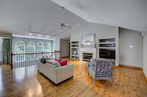 921 Kiefer Trails Dr, Ballwin, MO 63021 photo 6