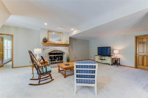 921 Kiefer Trails Dr, Ballwin, MO 63021 photo 28