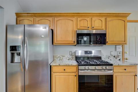 921 Kiefer Trails Dr, Ballwin, MO 63021 photo 12