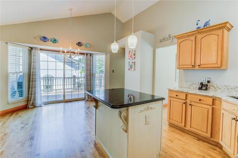 921 Kiefer Trails Dr, Ballwin, MO 63021 photo 13