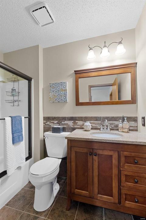 15 Statesman Dr, O'fallon, MO 63368 photo 20