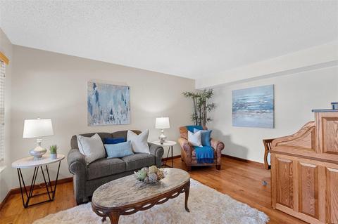 15 Statesman Dr, O'fallon, MO 63368 photo 3
