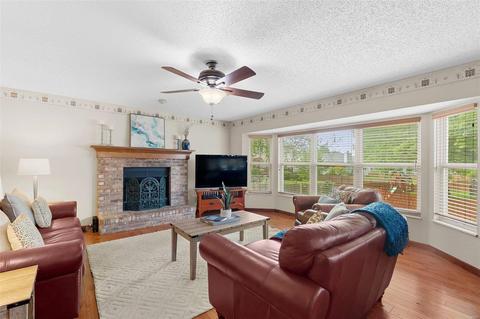 15 Statesman Dr, O'fallon, MO 63368 photo 6