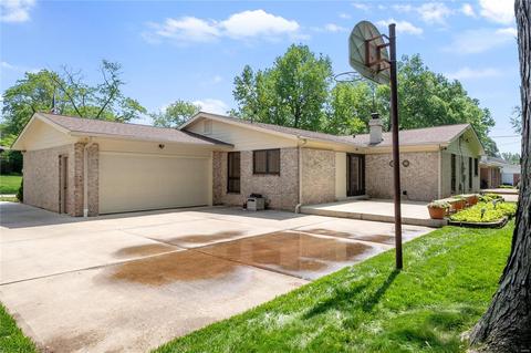 446 Coronado Dr, Ballwin, MO 63011 photo 31