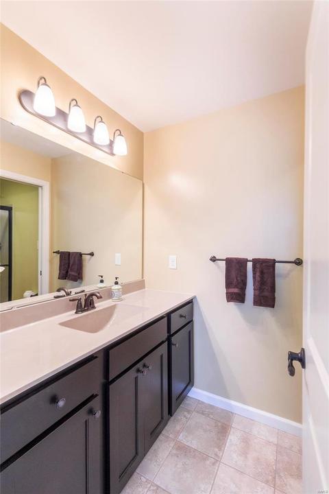 844 Fred Kemp Ct, Ballwin, MO 63021 photo 36
