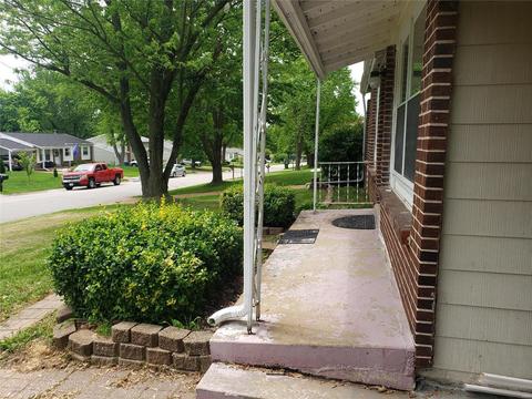 3 Wilbert Dr, Saint Charles, MO 63304 photo 3