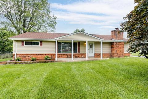 704 Connie Ln, Manchester, MO 63021 photo 1