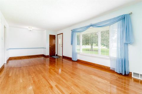 704 Connie Ln, Manchester, MO 63021 photo 3