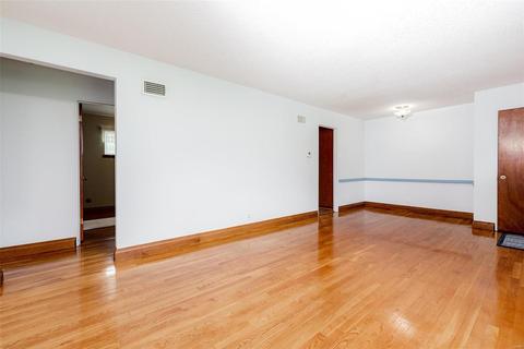 704 Connie Ln, Manchester, MO 63021 photo 5