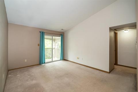 717 Ridgeside Dr #K, Ballwin, MO 63021 photo 3