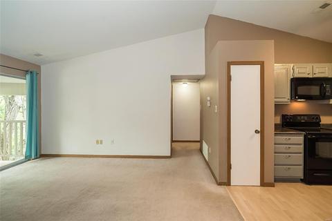 717 Ridgeside Dr #K, Ballwin, MO 63021 photo 2