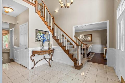 418 Arbor Gln, Ballwin, MO 63021 photo 4