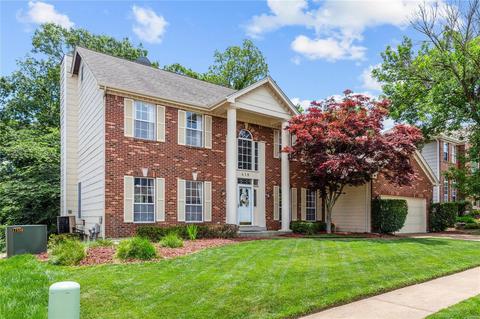 418 Arbor Gln, Ballwin, MO 63021 photo 2