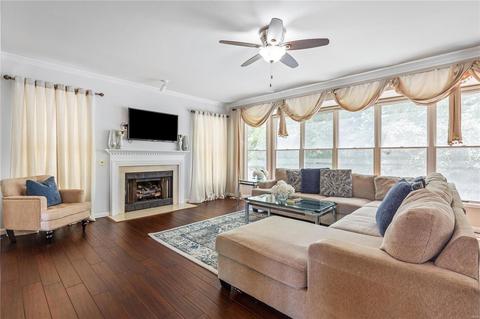 418 Arbor Gln, Ballwin, MO 63021 photo 13