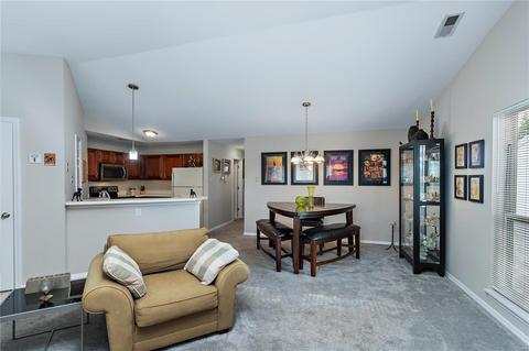 1317 Crossings Ct #D, Ballwin, MO 63021 photo 5