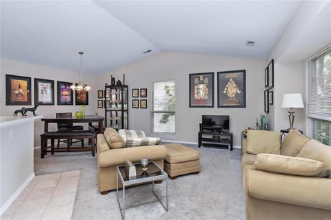 1317 Crossings Ct #D, Ballwin, MO 63021 photo 3