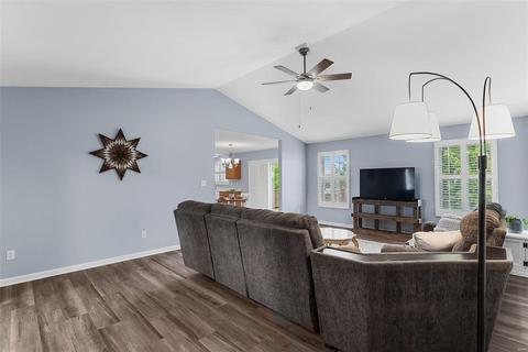35 Treaty Ct, O'fallon, MO 63366 photo 4
