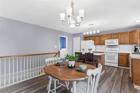 35 Treaty Ct, O'fallon, MO 63366 photo 9