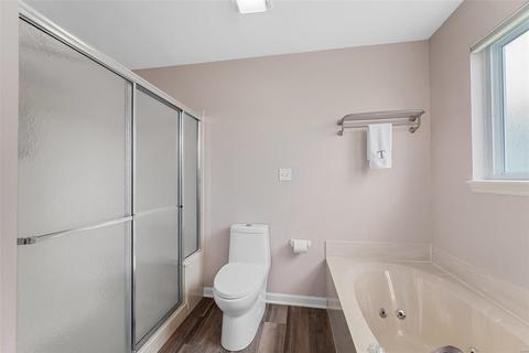 35 Treaty Ct, O'fallon, MO 63366 photo 17