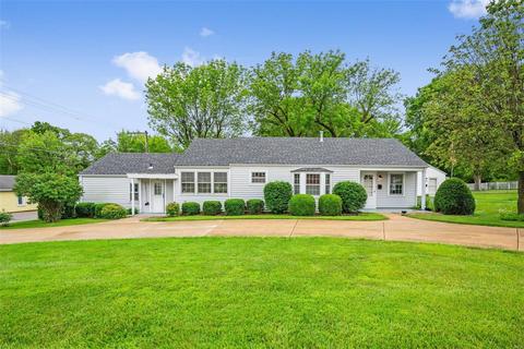 302 W Pitman, O'fallon, MO 63366 photo 2