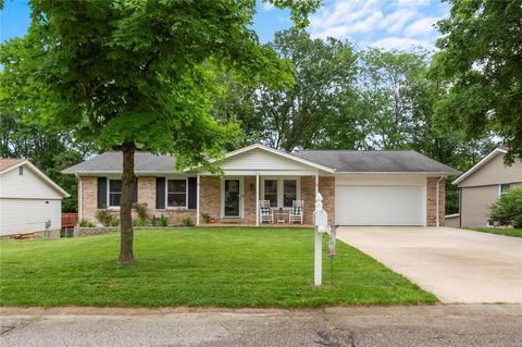 506 Forest Run Dr, Eureka, MO 63025 photo 1
