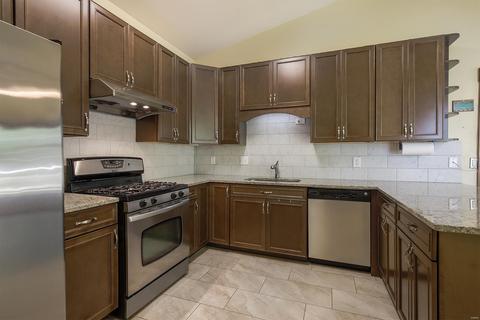 831 Heron Woods Dr, Manchester, MO 63021 photo 9