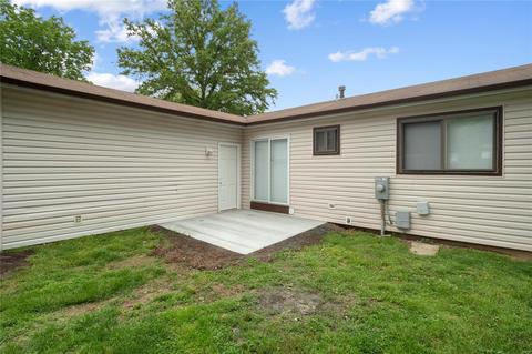 214 Roaring River Dr, O'fallon, MO 63366 photo 8