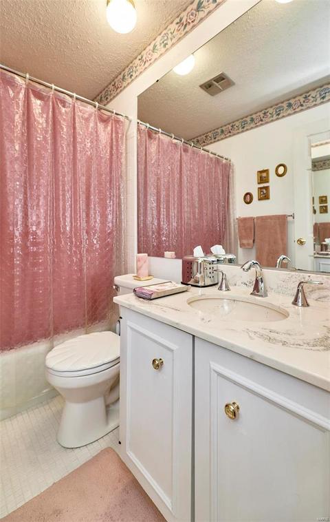 815 Country Stone Dr, Manchester, MO 63021 photo 40