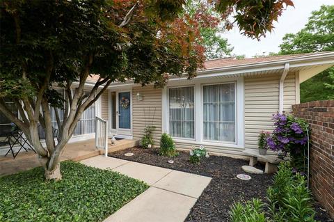 815 Country Stone Dr, Manchester, MO 63021 photo 9