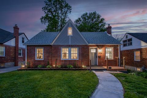 8904 Apache Ln, Saint Louis, MO 63114 photo 2
