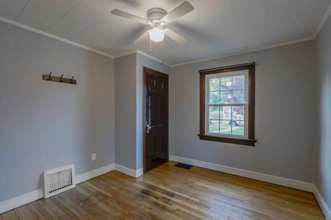 8904 Apache Ln, Saint Louis, MO 63114 photo 19