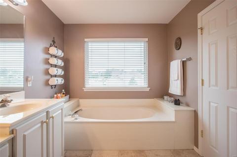 351 Brookhaven Dr, O'fallon, MO 63368 photo 50