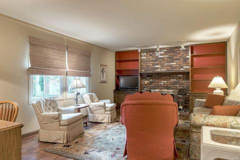 1895 Dougherty Terrace Dr, Ballwin, MO 63021 photo 9