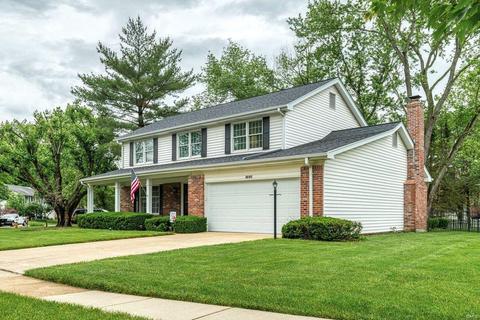 1895 Dougherty Terrace Dr, Ballwin, MO 63021 photo 2