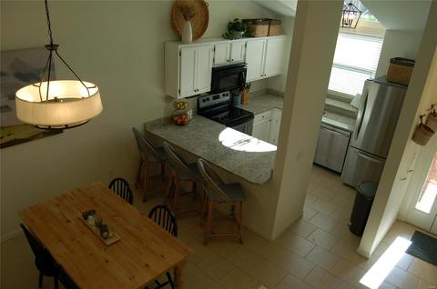 30 Morning Hill Dr, Ballwin, MO 63021 photo 11