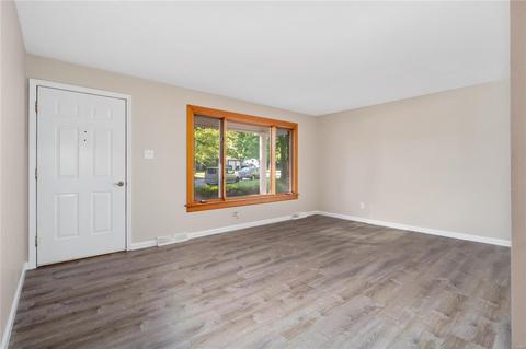 422 Sunset Ln, O'fallon, MO 63366 photo 3