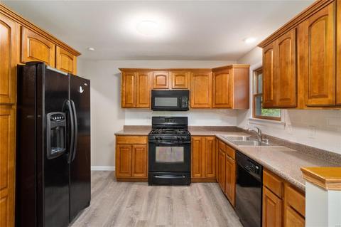 422 Sunset Ln, O'fallon, MO 63366 photo 10