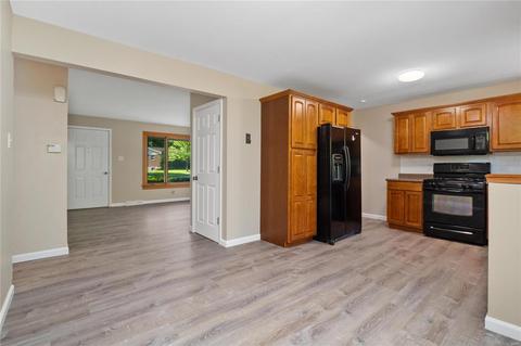422 Sunset Ln, O'fallon, MO 63366 photo 9
