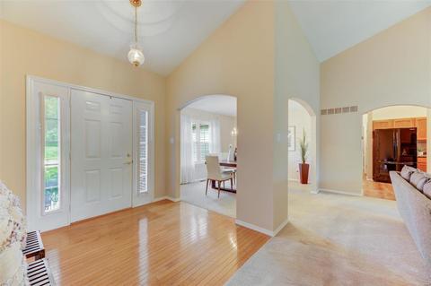 214 Bushgate Way, Eureka, MO 63025 photo 3