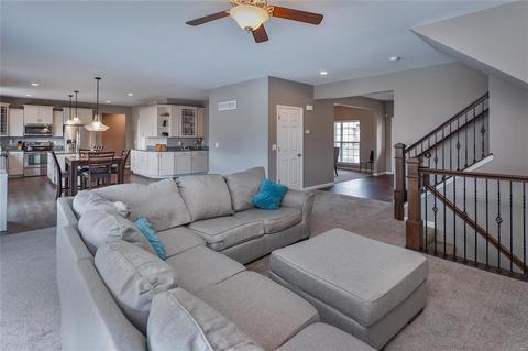 832 Bluff Brook Dr, O'fallon, MO 63366 photo 3